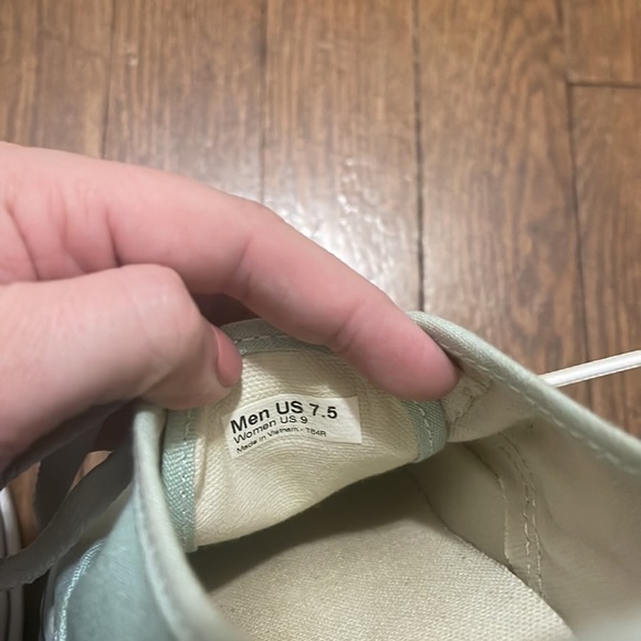 Vans Mint Sea Foam Tennis Shoes Size 9 - Picture 9 of 9